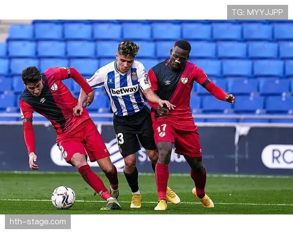 巴列卡诺球队结构解析:阵容配置与战术体系分析 巴列卡诺球队结构解析:阵容配置与战术体系分析