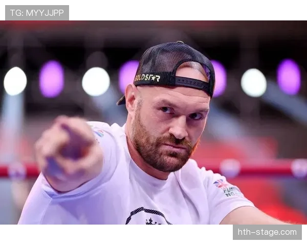 泰森·富里睡醒称体重，比我一个月工资还重